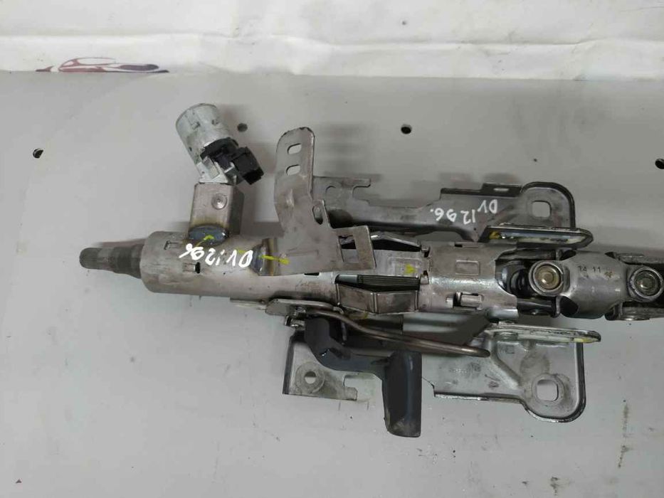 Peugeot/Citroen 5008 2009-16 рульова колонка DV1296 4123HF