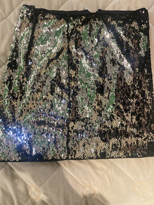 Міні спідниця з паєтками