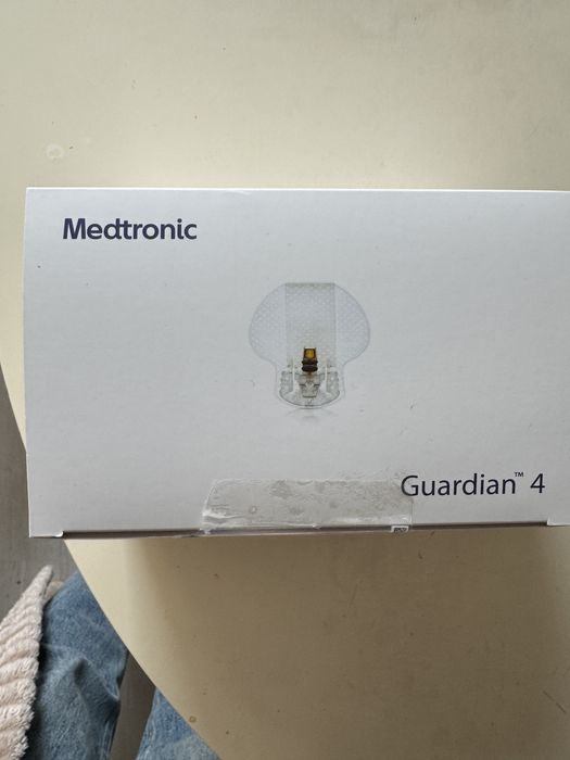 Medtronic Guardian 4