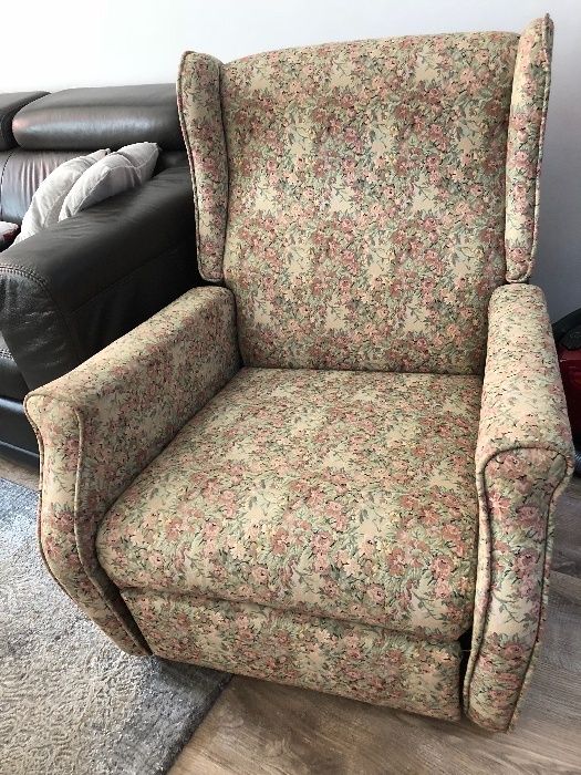 Sprzedam stylowy fotel