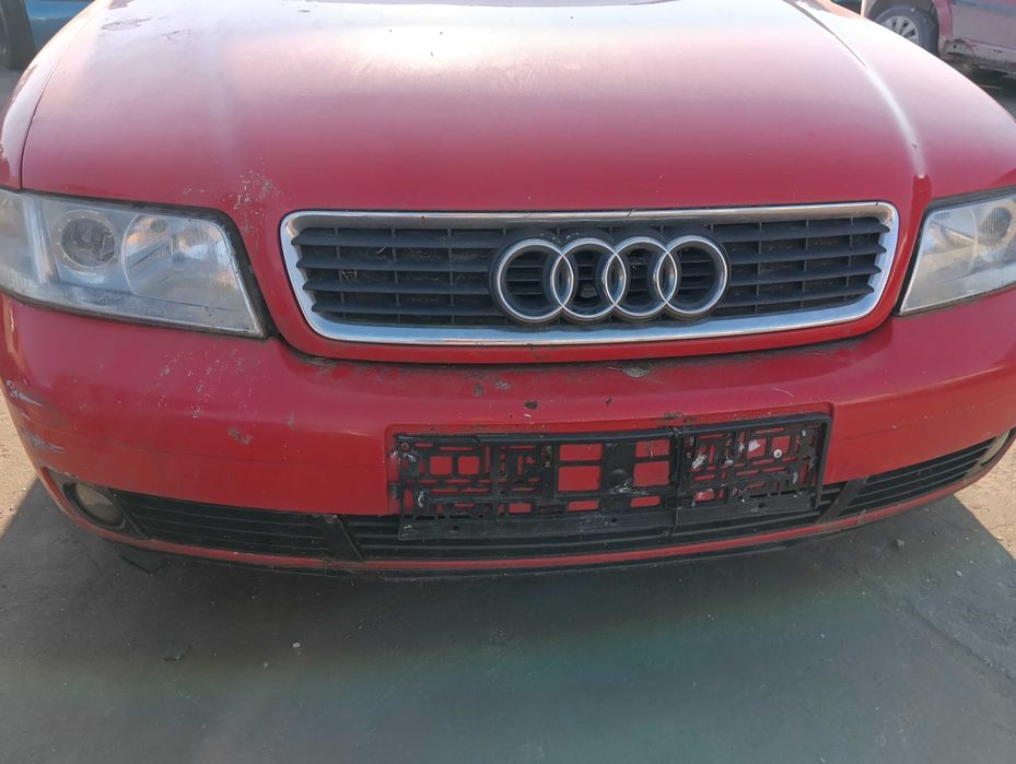 Audi  A4 B5   1.9  Tdi  Na  elementy