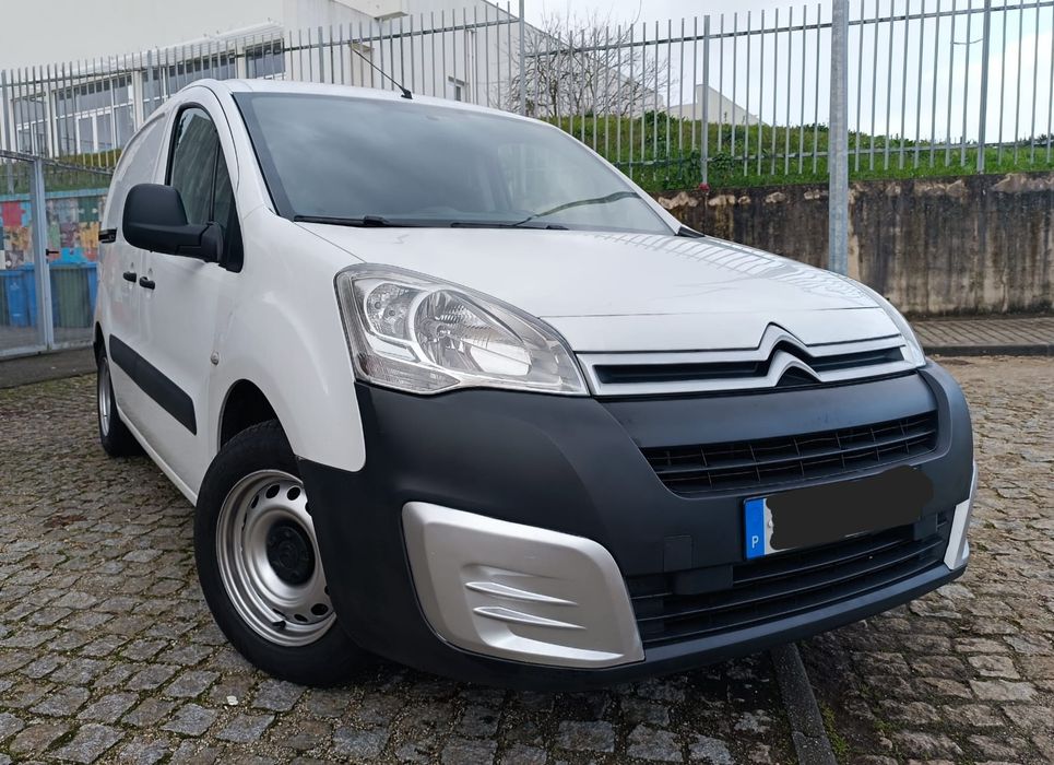 Citroen Berlingo1.6 hdi 3 lugares 2018 poucos km