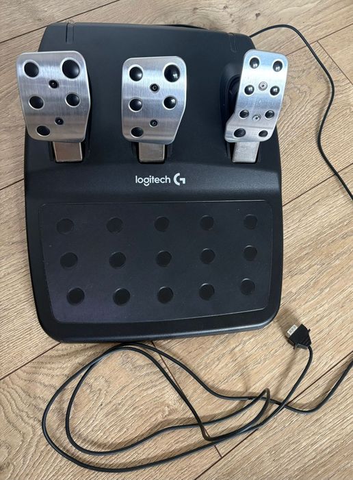 Logitech G29 + nakładka F1/GT3, NA GWARANCJI