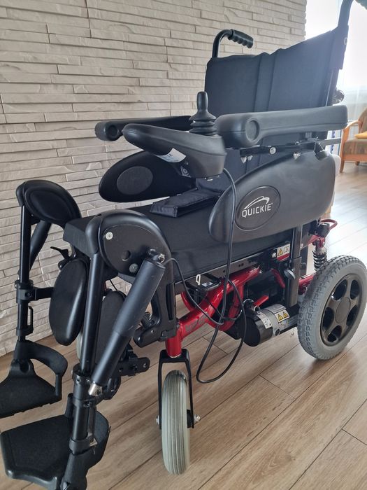 Wózek inwalidzki elektryczny Quicki Tango