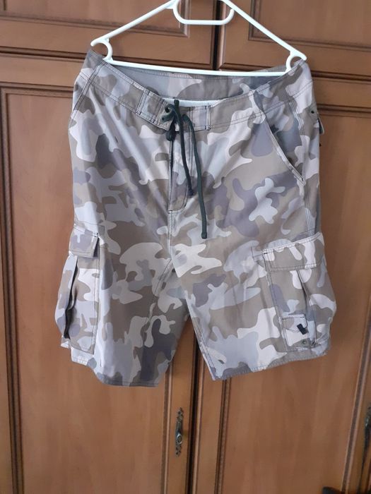 Krótkie spodenki młodzieżowe