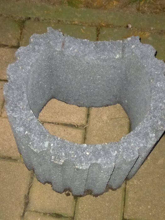 Gazony betonowe szare półksiężyc 3 sztuki