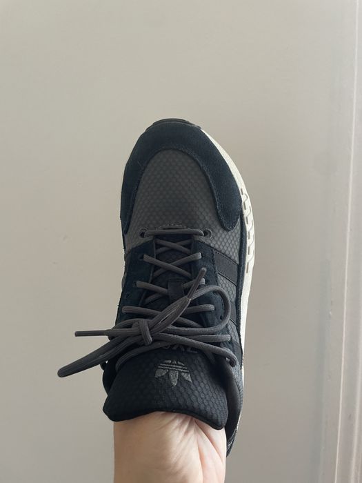 Ténis Adidas ZX 22 boost