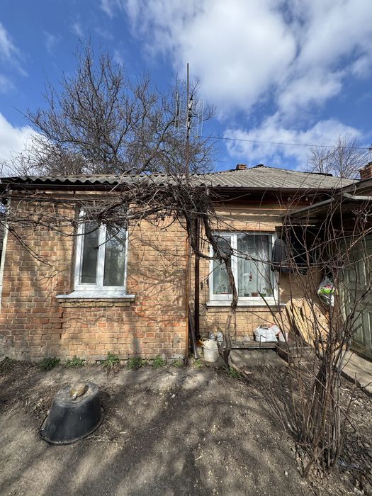 Продам трикімнатну квартиру в приватному секторі