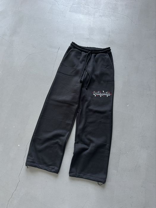 Спортивки indoorclo со стразами