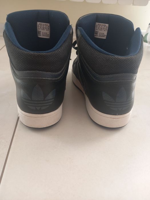 Buty Adidas za kostkę Buty Varial Mid J BY4085 Cblack/Conavy/Dgsogr