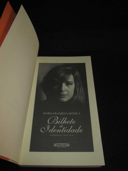 Livro Bilhete de Identidade Maria Filomena Mónica