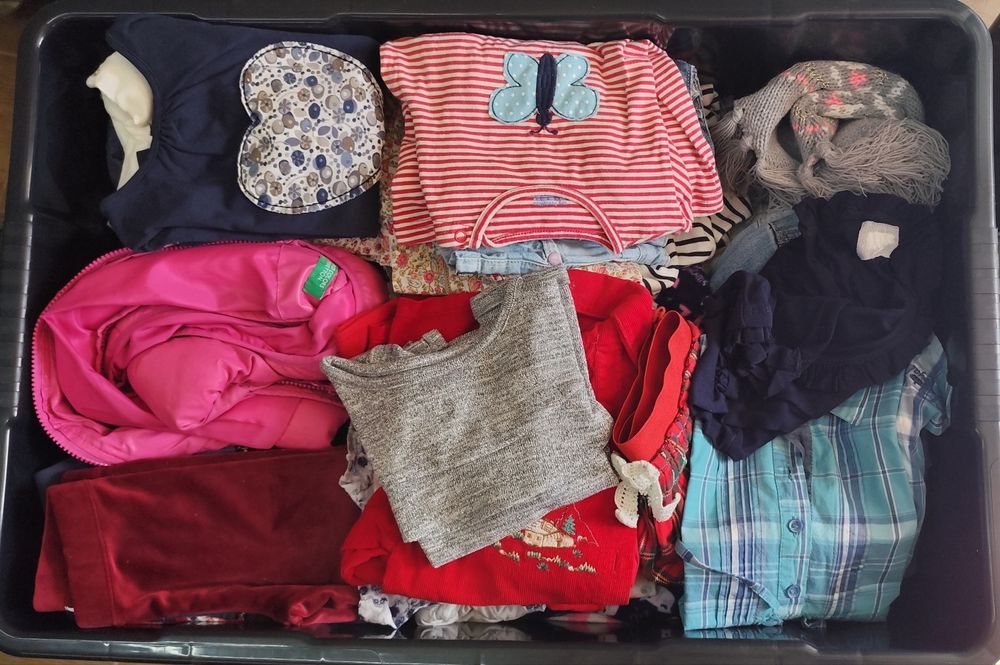 Lote de roupa menina 18meses aos 5 anos