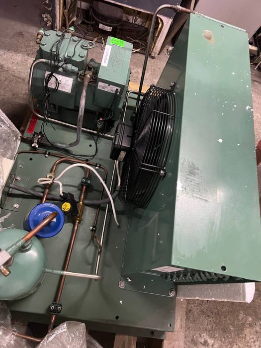 Конденсатор до холодильної камери