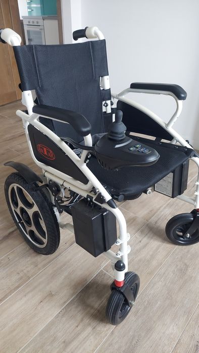 Wózek inwalidzki elektryczny Antar AT52304