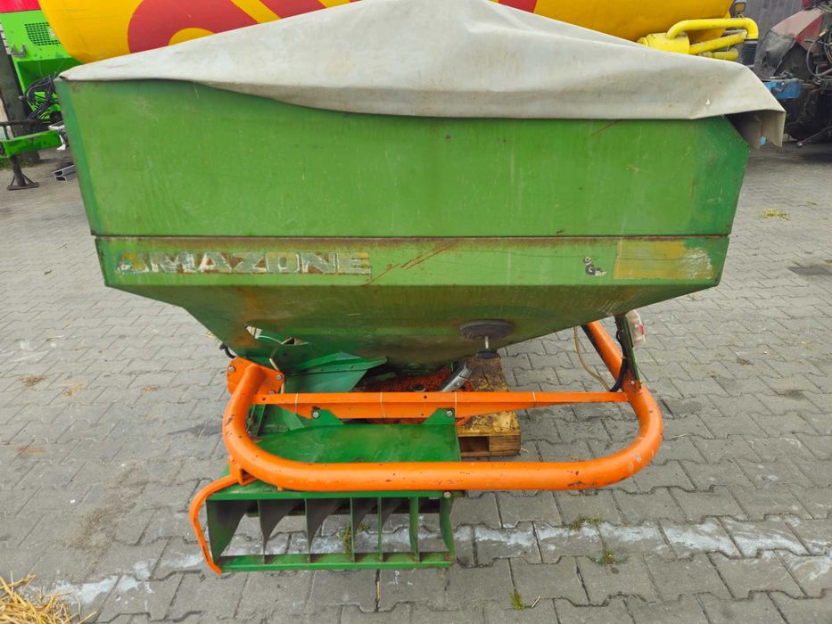 Rozsiewacz do nawozów amazone 1236