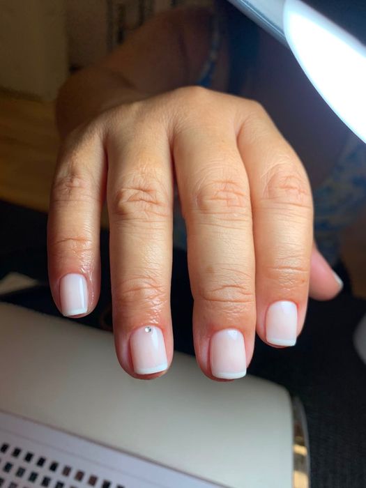 Serviços de Cabelereira e Manicure