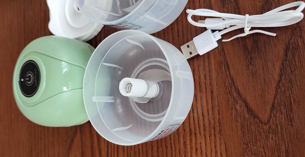 Bezprzewodowy rozdrabniacz do czosnku i warzyw