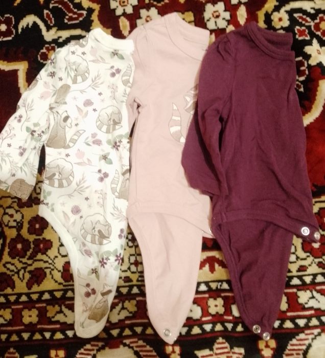 Продам пакет речей на дівчинку від 0-1року, не дорого