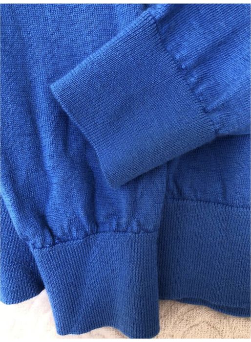 Светр,кофтина Merino Wool
