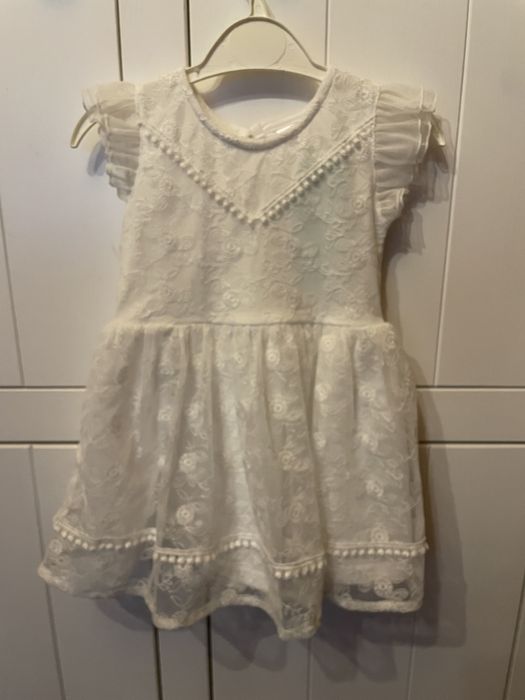 Sukienka biała koronka roz 74