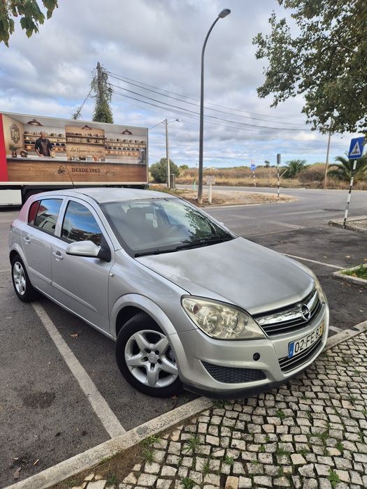 Opel Astra H 1.3 CDTI — photo 4