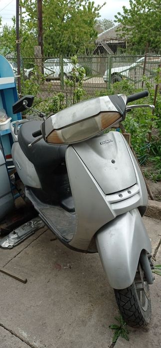 Скутер Хонда Леад