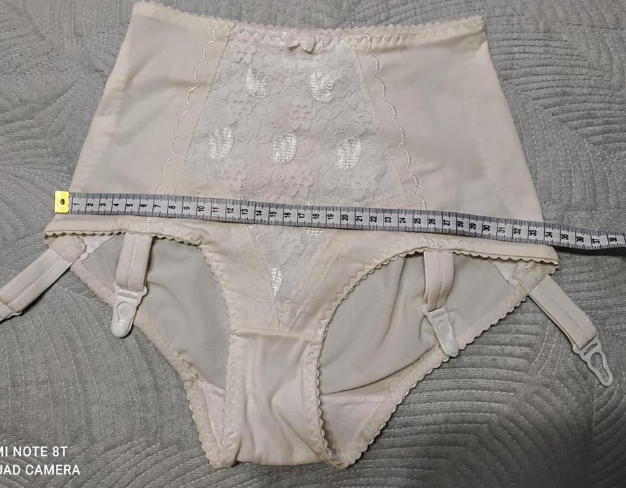 Pas do pończoch vintage