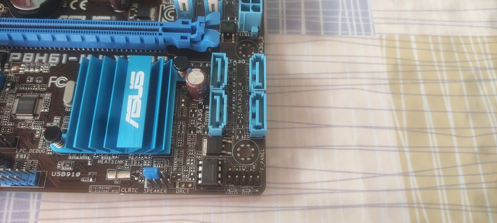 Материнская плата Asus P8H61-M LX3 R2.0