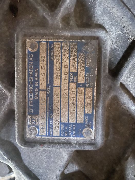 Caixa de velocidades bomba injetora nissan Atleon