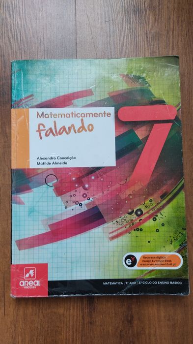 Manuais escolares reutilizáveis