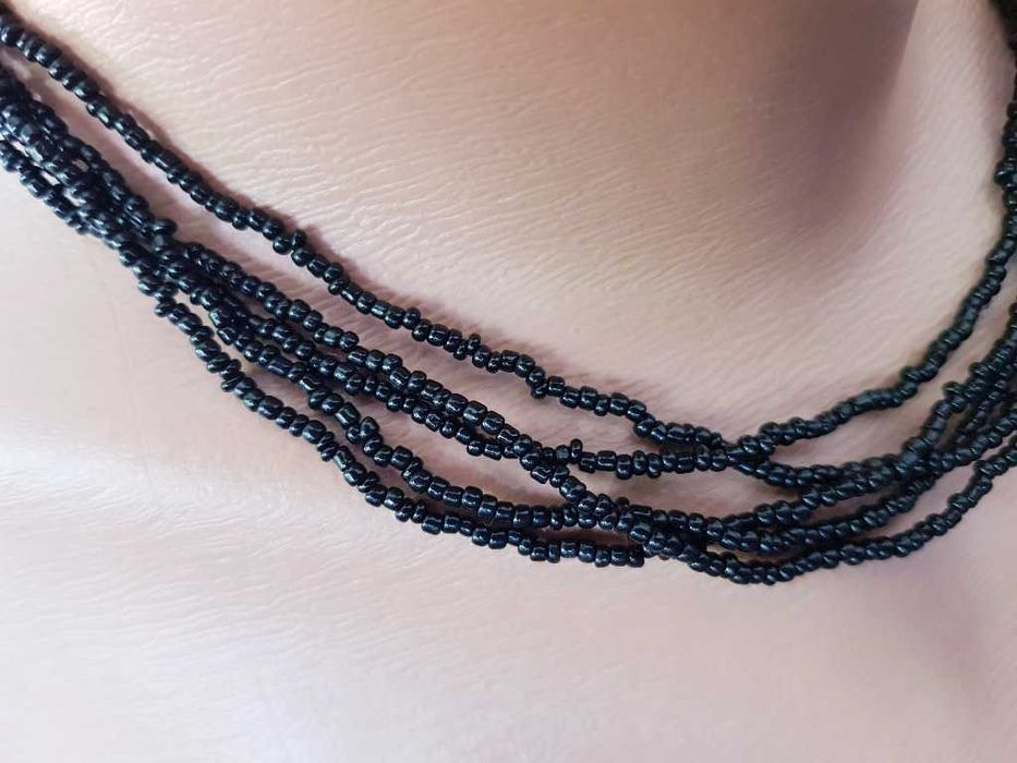 NASZYJNIK 5 sznurów koralików CZARNY