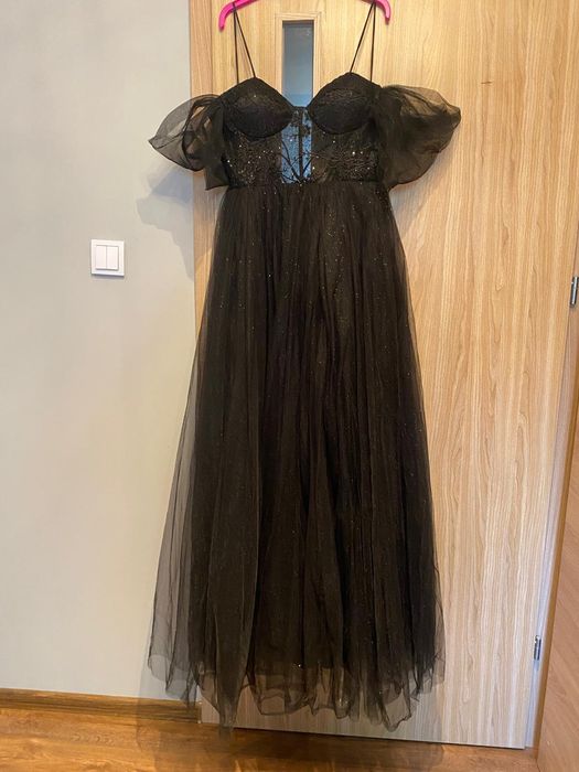 Suknia na bal, studniówkę