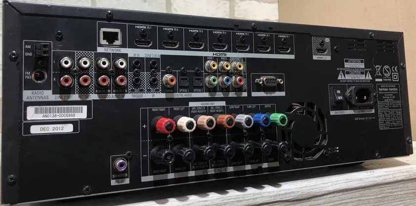 Harman Kardon Усилитель  7 х 100 Вт