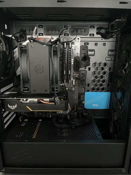 Komputer do gier - RYZEN 5 5600x / GTX 1650 / 16gb RAM / ssd 1tb