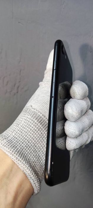 Смартфон Apple iPhone SE 2 (2020) 128gb
