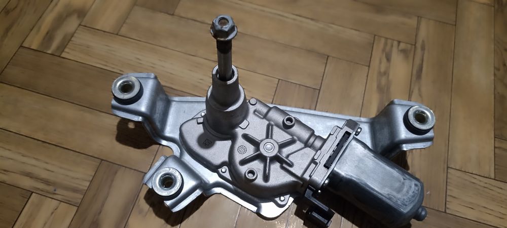 Трапеції дворніка з моторчиком задня Jeep CHEROKEE KL 19-23