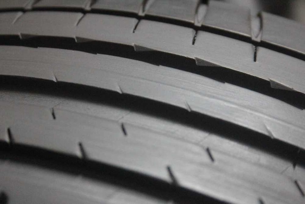 225/45/17 Michelin Pilot Sport 4 ZP 225/45 R17 91Y 2022r