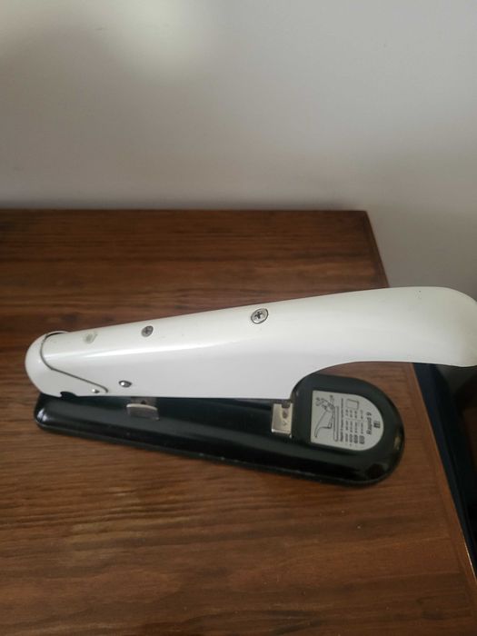 Agrafador Industrial / Alta Capacidade Rapid 9 (HD9) – Made in Sweden