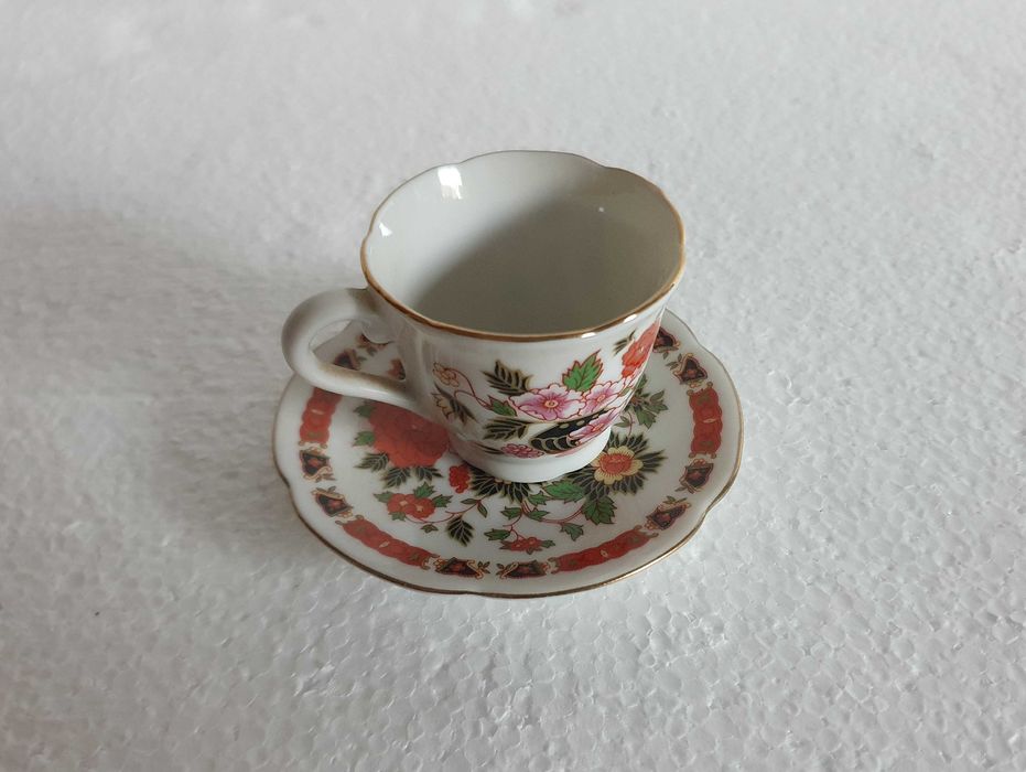 Chávena miniatura em porcelana PORART - vintage