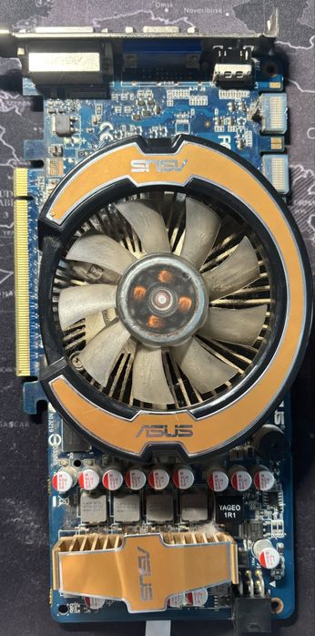 Відеокарта і материнська плата ASUS Intel