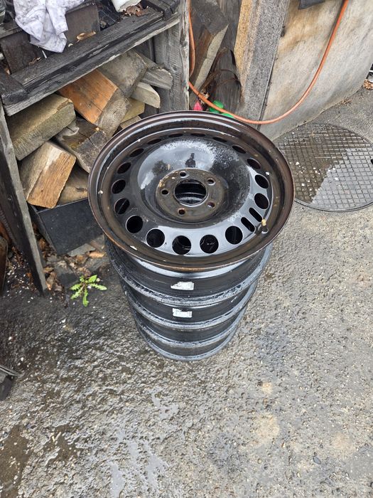 Felgi R16 opel Astra J 5x115 is41 komplet