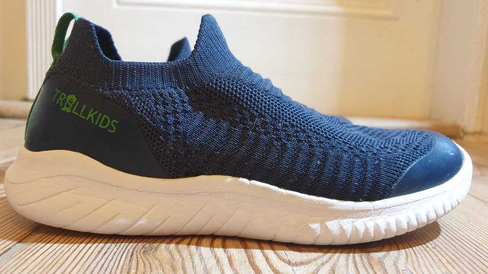 Dziecięce buty Trollkids Oslo Sneaker XT, roz. 34 [prawie nowe]