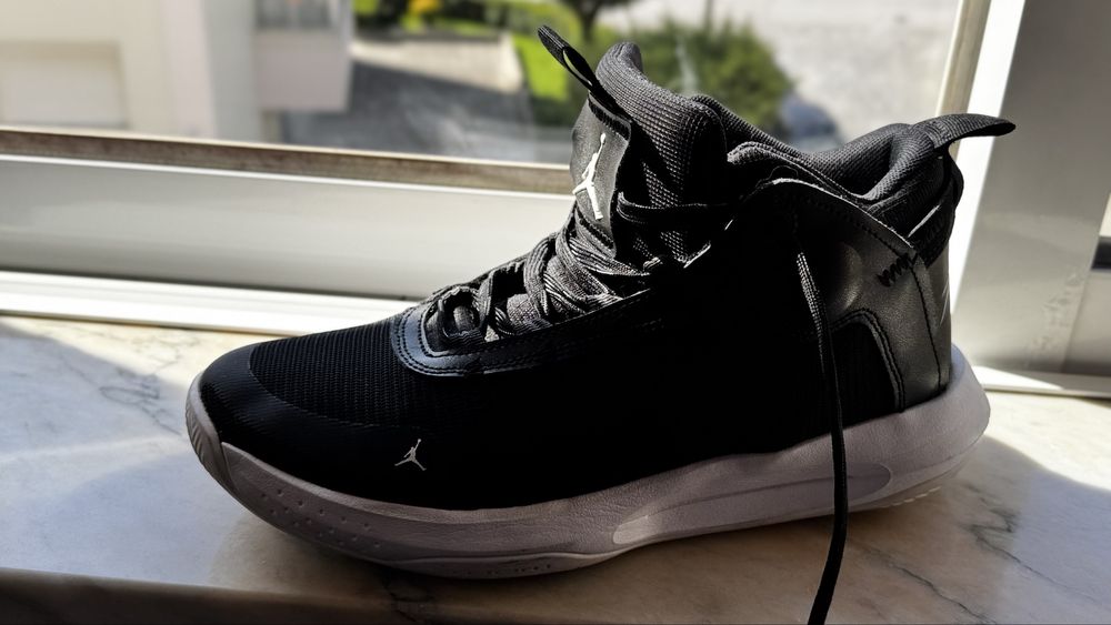 Nike Air Jordam Jumpmam 2020