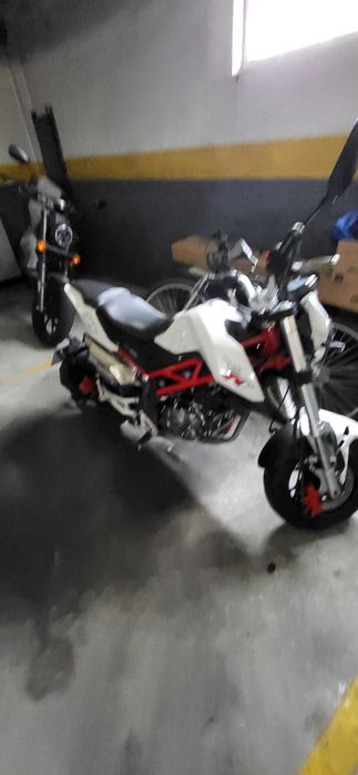 Mota 125 benelli  tnt