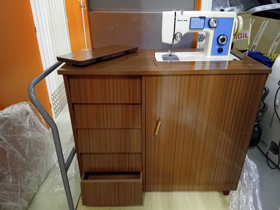 Máquina de costurar