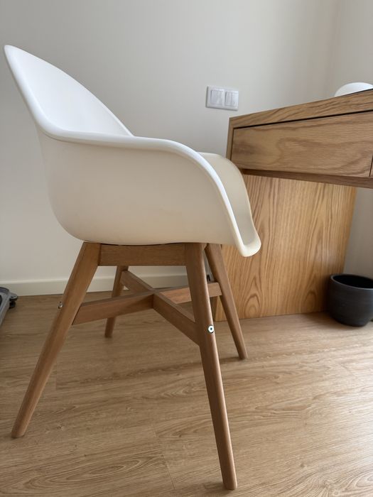 2 Cadeiras de Refeição IKEA