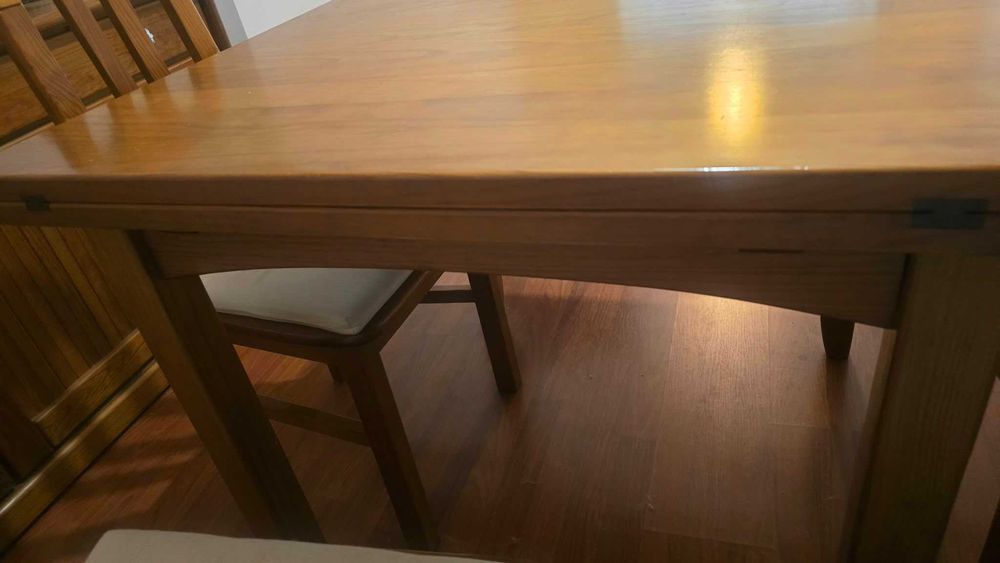 Mesa jantar extensivel+ 4 cadeiras