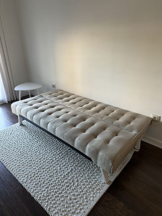 Sofá cama Kasa OFERTA de mesa de apoio