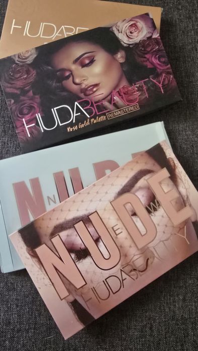 2 palety cieni Huda
