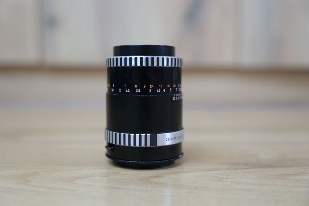 Obiektyw Carl Zeiss  135mm f 3.5  - m42 OSTRY
